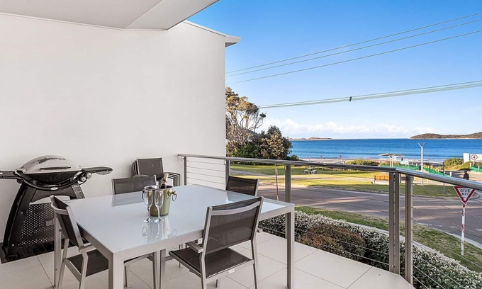 Fingal Bay House | serenity at Fingal Bay 2