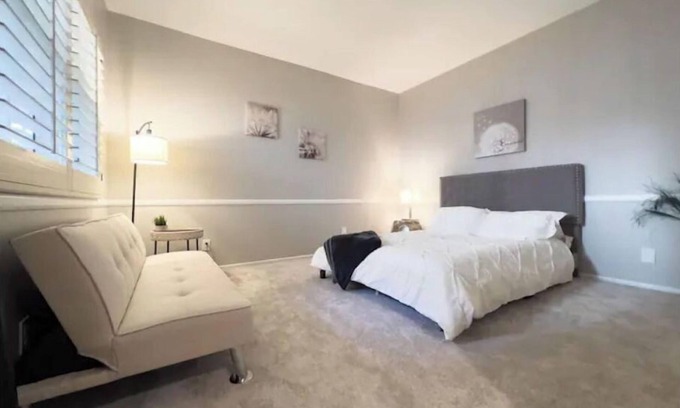 Santa Ana Heights Condo | Serenity by South Coast Plaza