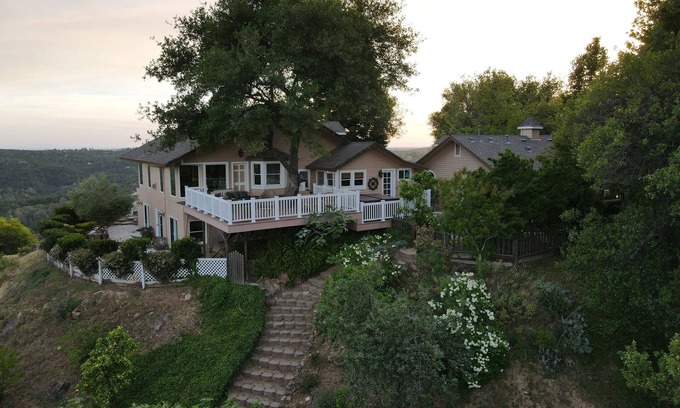 Shingle Springs House | Serenity Cottage
