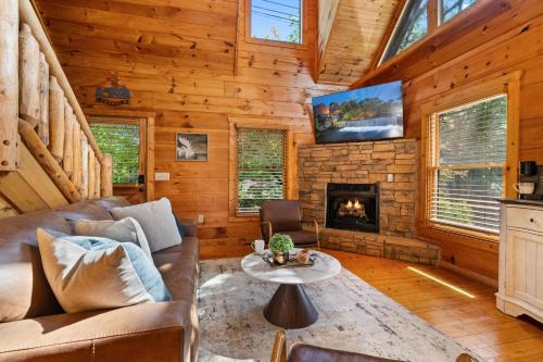 Gatlinburg - Pigeon Forge House | Serenity Escape