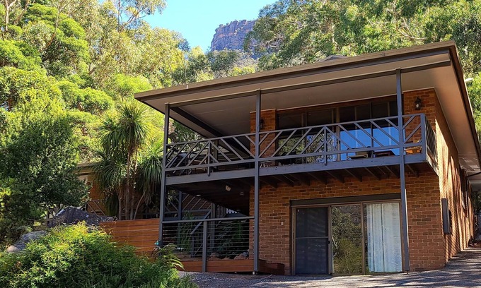 Halls Gap House | Serenity on Haute - Vacation home