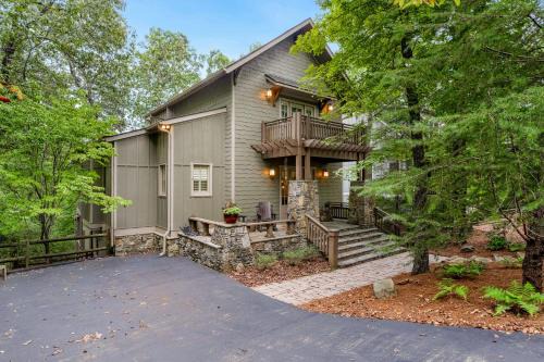 Big Canoe House | Serenity on the Ridge