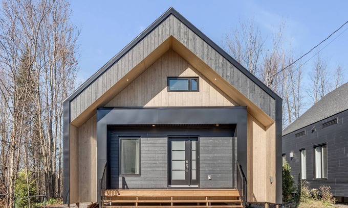 Pont-Rouge Ski Chalet | Serenity - Relaxing getaway - Spa and Arcade games