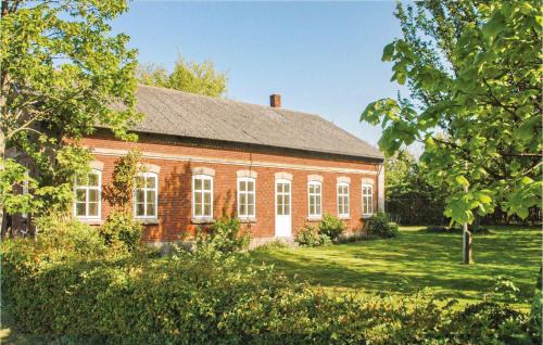 Bredebro House | Seven-Bedroom Holiday Home In Bredebro