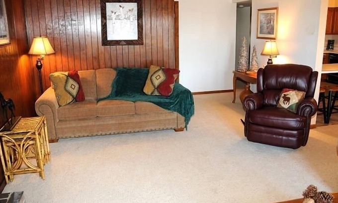 Seven Springs Condo | Seven Springs 2 Bedroom Standard Condo, Sleeps 10! by RedAwning