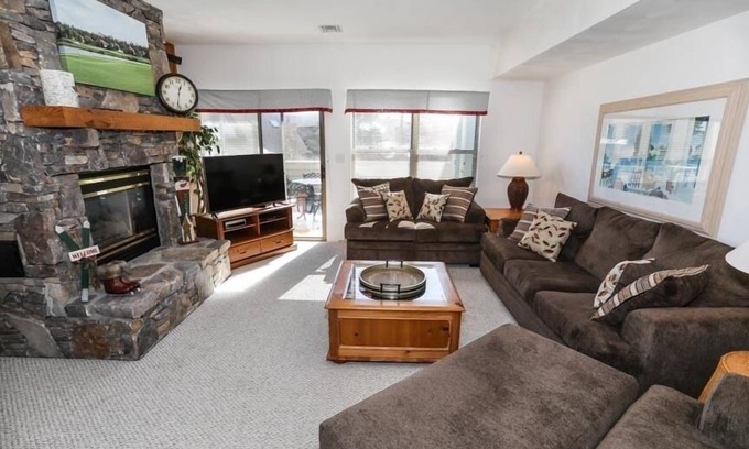 Seven Springs Condo | Seven Springs Stonegate 2 Bedroom Standard Condo, Ski-In/Out, Sleeps 8! by RedAwning