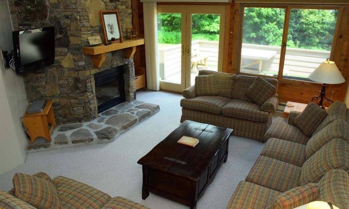 Seven Springs Condo | Seven Springs Sunridge 2 Bedroom Standard Condo, Ski-In/Out! by RedAwning