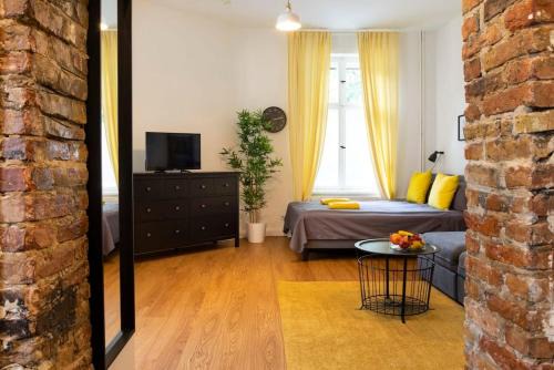 Weissensee Apartment | Shabby Chic plus Self CheckIn and Free Street Parking