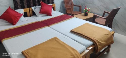 Murudeshwara Hotel | Shaktisha Paradise