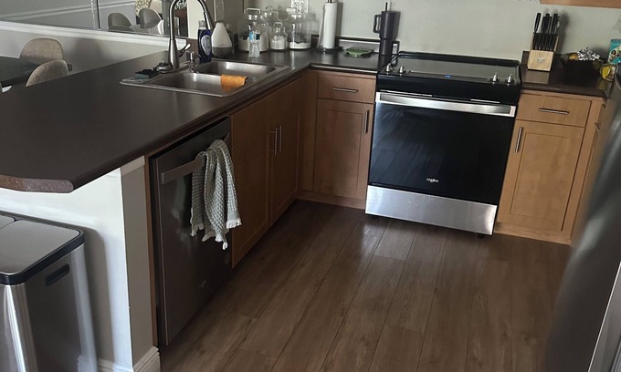 Tampa Condo | Shared condo in welcoming Tampa with AC, WiFi, fitness room