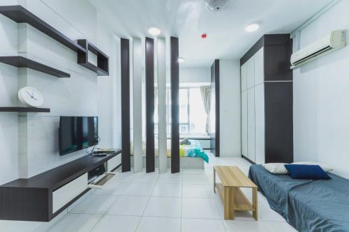 Taman Mount Austin Apartment | Shawn Akademic Suites Pool View @ Mount Austin