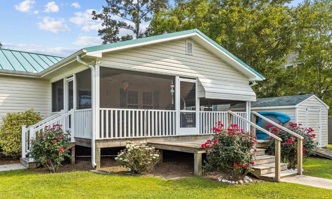 Morehead City House | Shell Landing Retreat