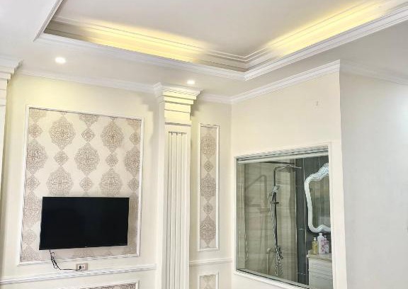 Ba Dinh Apartment | Shelton Home - Large Room, Convenient Place