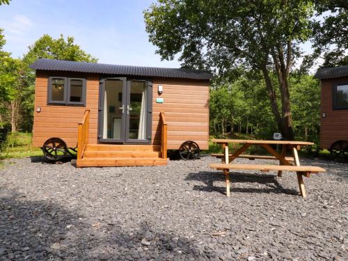 Knott End-on-Sea House | Shepherds Hut 1