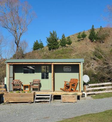 Burkes Pass House | Shepherds Hut Gateway to Tekapo and the MacKenzie District