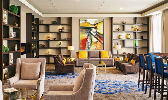 Lisle Hotel | Sheraton Lisle Naperville Hotel