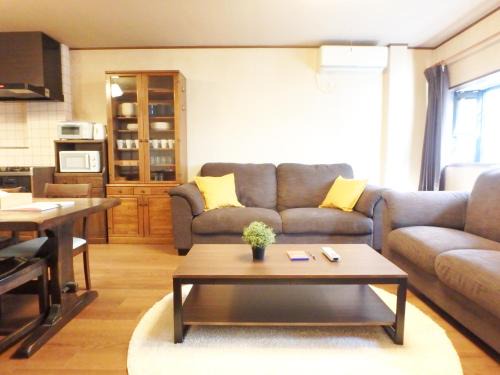 Dotonbori House | Shimanouchi Guest House