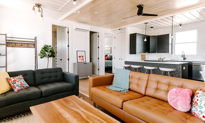 Chaffee Park Apartment | Shipping Container Guest House