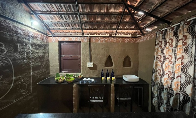 Kasrawad Hotel | Shiva kashi Home stay