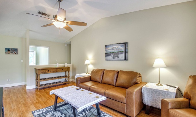 Northeast Pensacola House | Shop, Dine & Visit UWF: Pensacola Home w/Yard!