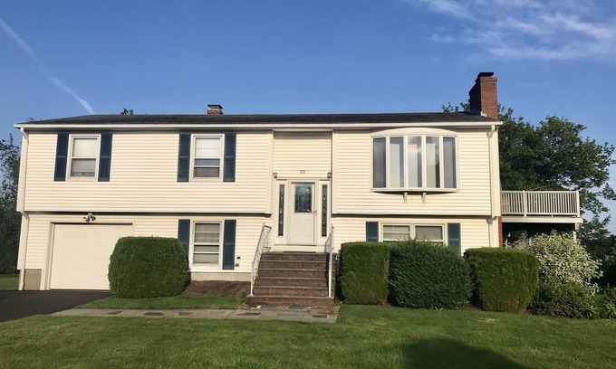 Eastward Look House | Short Walk to Scarborough Beach, Central A/C & Ocean Views. Huge Deck - Clean!