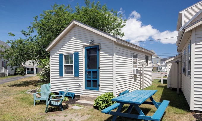 York Beach Cottage | Short Walk to Short Sands & Long Sands! Affordable Vacation in York! #4