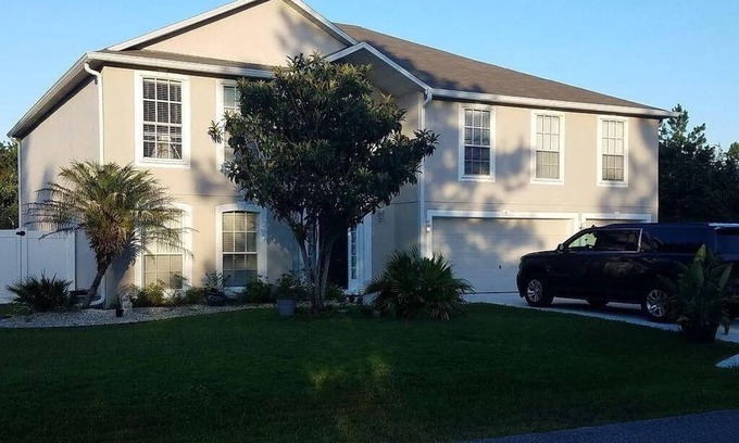 Palm Coast House | Shorterm Mansion Rental 6 B&4.5 Ba.
