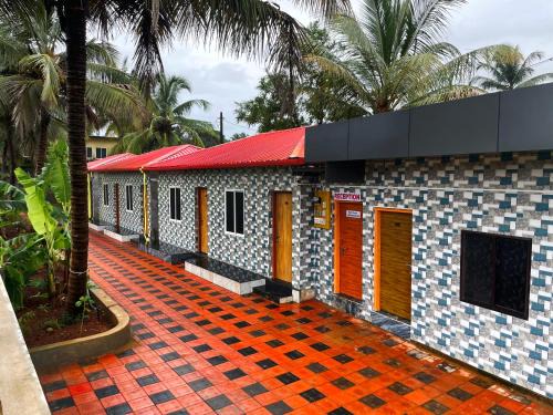 Murudeshwara Hotel | Shri Ishwari home stay Murdeshwar