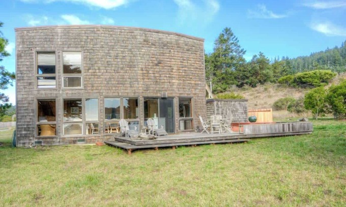 Sea Ranch House | Sibley | Beautiful Ocean Views & Hot Tub!