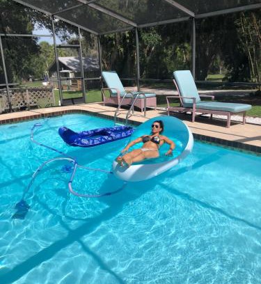 South Sarasota House | Siesta Key Waterfront Estate heated Pool Privacy!