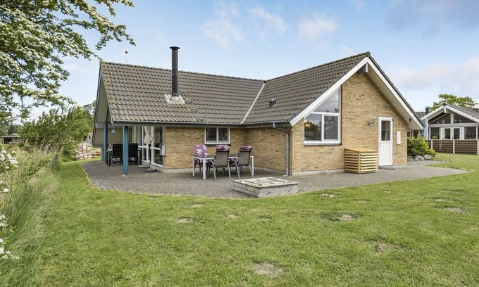 Broager House | "Sigbritt" - 100m from the sea by Interhome