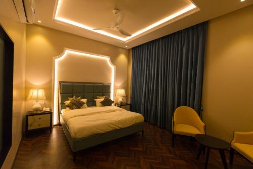 Olpad Hotel | Silk Club