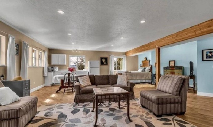 Coeur d'Alene Apartment | Silver Beach Getaway- Cozy Studio, Private Dock on Lake CDA!