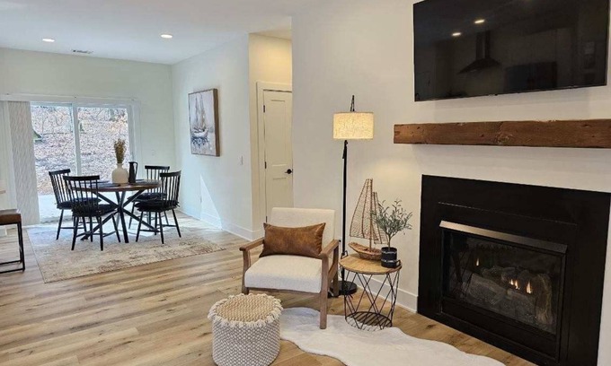 Mears House | Silver Lake & Dunes Dream House