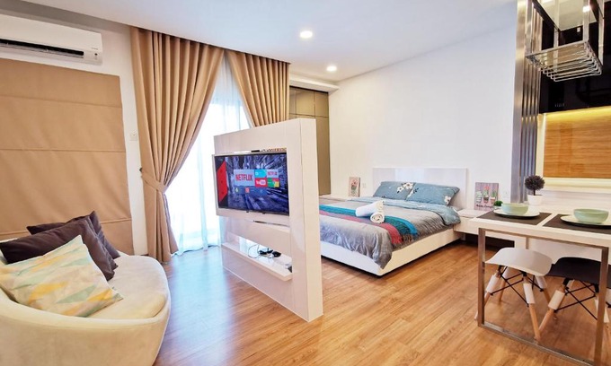 Seri Kembangan Apartment | Simfoni Balakong Internet & Netflix Designer Studio