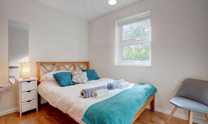 Norwich Apartment | Simple and central flat with free Parking