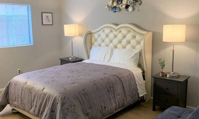 Pasadena Condo | ✿ Simple, Cozy & Comfy Condo-Pineapple Express ✿