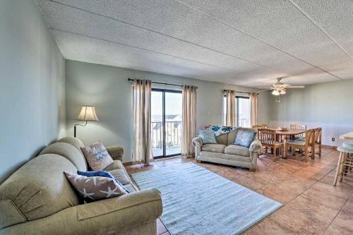 North Wildwood Apartment | Simple North Wildwood Condo - Steps to Beach!