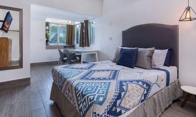 Tohoku Apartment | Simply Comfort Tohoku Studios 10 min Beach