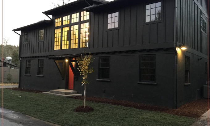 Highlands House | SIMPLY THE BEST SPOT IN HIGHLANDS. 1 BLOCK TO MAIN STREET!