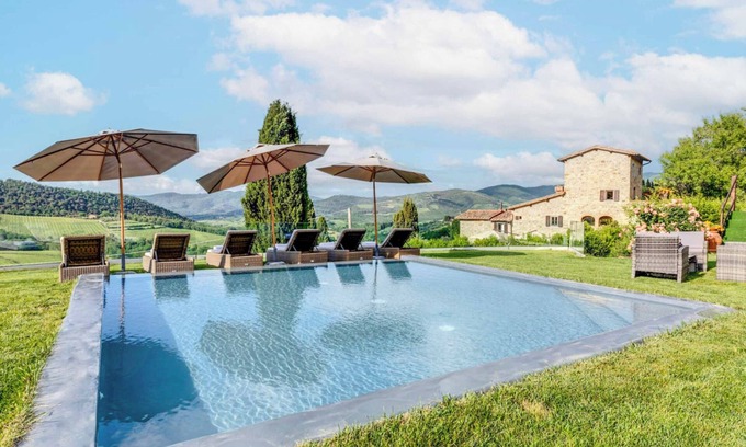 Panzano in Chianti Villa | Sinfonia - Seven Bedroom Villa, Sleeps 14