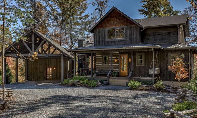 Foxfire Estates House | Singing Pines by Escape to Blue Ridge