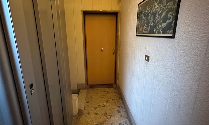 Guastalla Apartment | SINGLE APARTMENT 700 METERS FROM THE CENTER OF MILAN