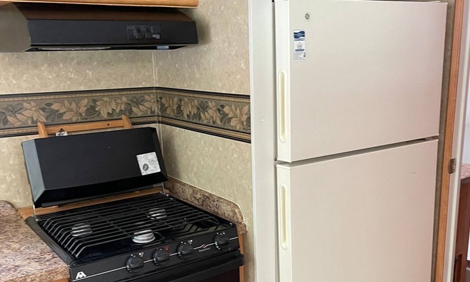 White Mills RV Rental | Single family mobile home for rent 5 mins from wallenpaupack.