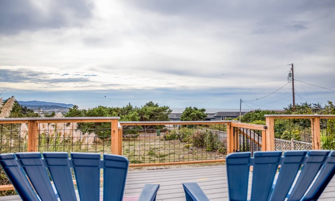 Bayshore House | Single Level Bayshore Beauty With The Perfect Deck For Relaxing, Pups Welcome!