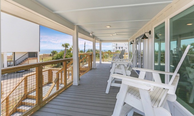 Indian Pass House | Single Level Home, Lots of Parking, Quiet Neighborhood ~ Brodie House