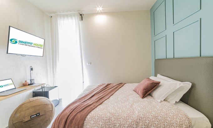 Pescara Bed & Breakfast | Single room with double bed, private bathroom 700mt from the airport