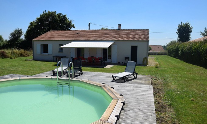 Cherveux House | Single storey house classified 3 stars with private pool