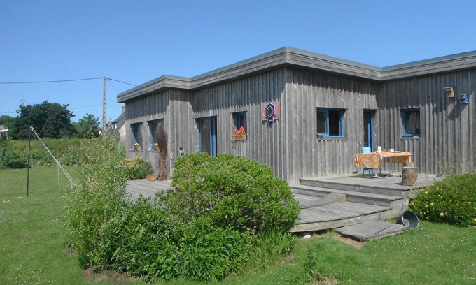 Landeda House | Single storey house near the sea