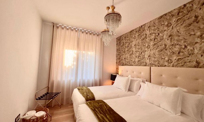 Granada Apartment | Singular Cotton